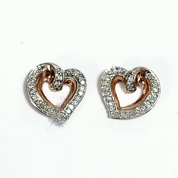 10K Rose gold Diamond Heart ❤️  Stud Earring - Picture 3 of 9